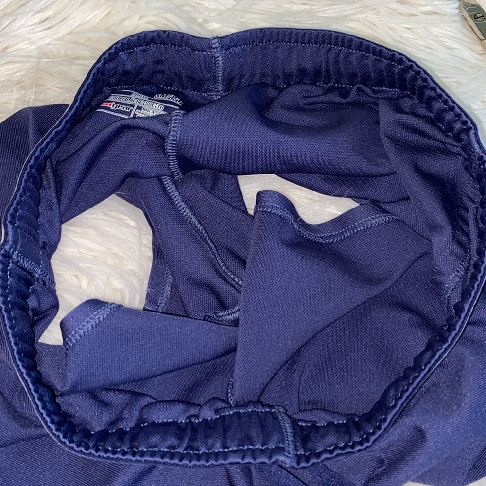 UNDER ARMOUR shorts - Picture 9 of 9